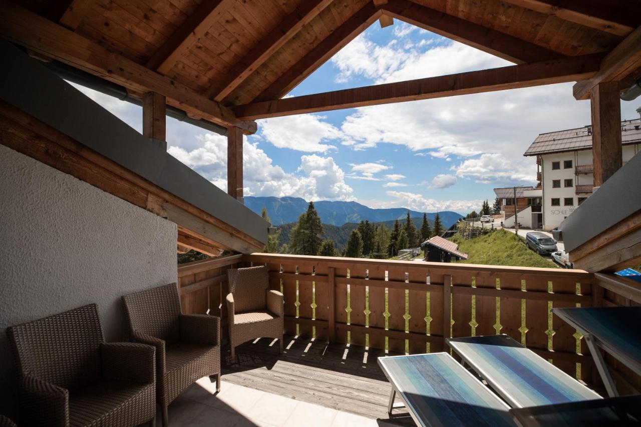 Familiensuite mit Balkon